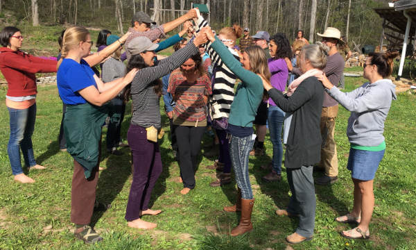 Playing a tunnel game